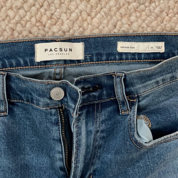 NEVER WORN Pacsun Mom Jeans!! - Picture 6 of 6
